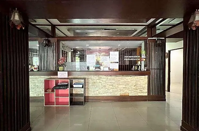 Pongsatorn Mansion 3*