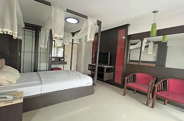 Pongsatorn Mansion Hotel